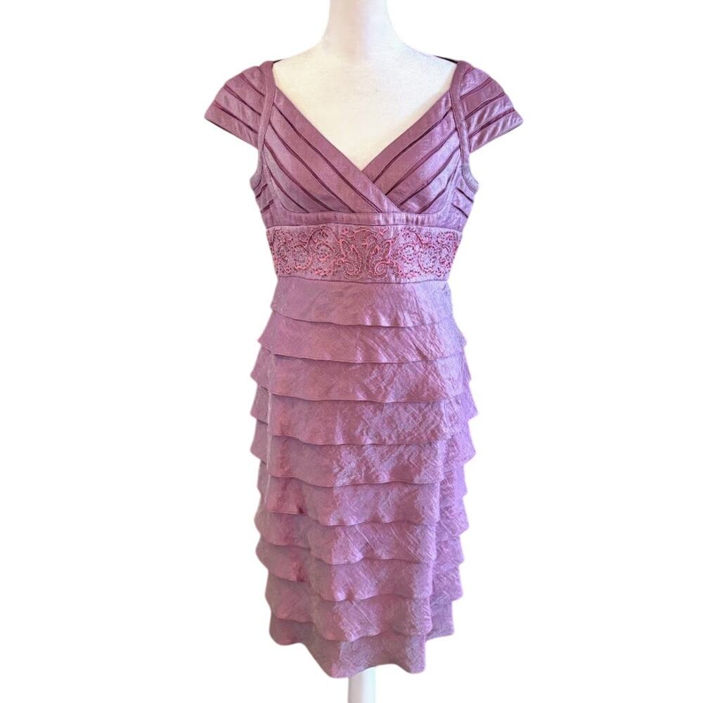 Adrianna Papell Cap Sleeve‎ Beaded w/ Tiered Ruffle Skirt Cocktail Dress Size 8